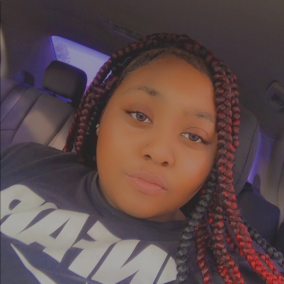 Meet your Posher, La’kenja - Picture 1 of 1